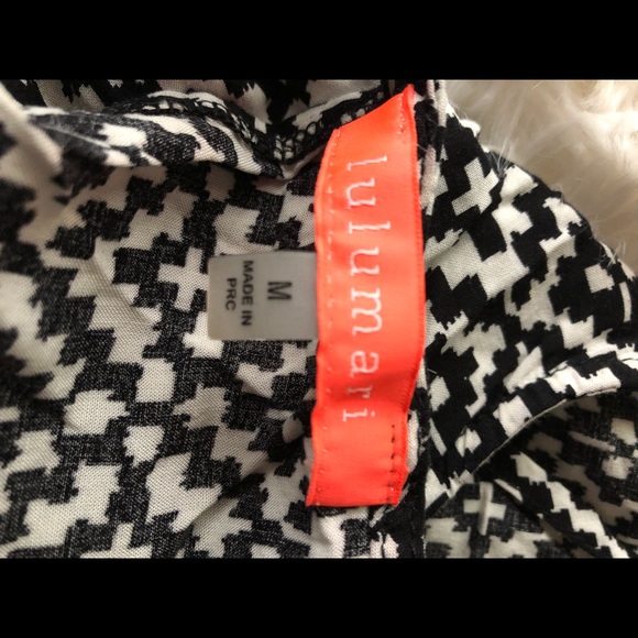 Lulumari Print Tank - Tie back - Size M - Picture 4 of 5